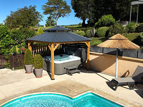spa-la-roseraie-gite-montfort La Roseraie - Le spa
